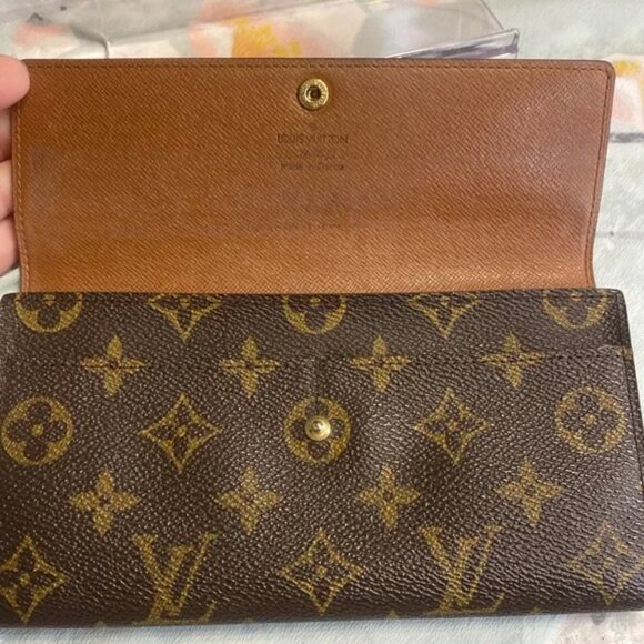 Authentic Louis Vuitton Monogram Sarah Long Wallet - Picture 9 of 12